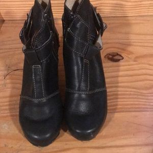 Black Santana booties size 39